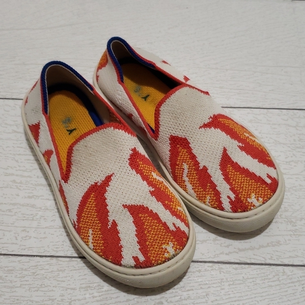 Rothys 10 flames flats loafers kids sneakers